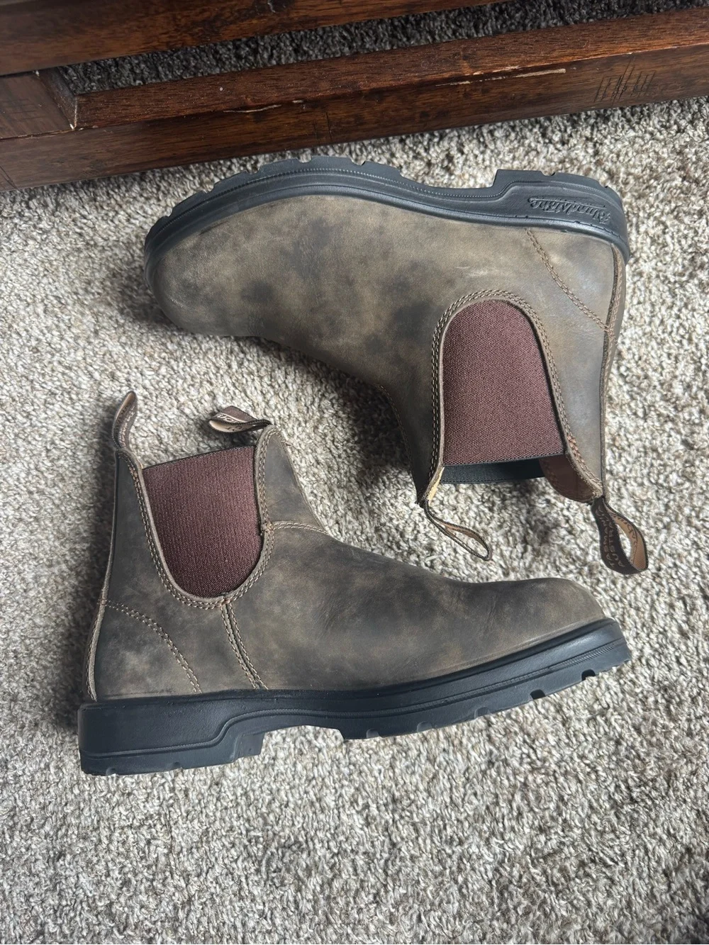 Blundstone 585 Chelsea Boot Rustic Brown Leather Classic Mens Size US 6.5